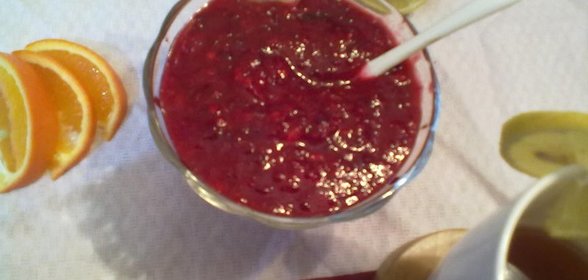 Соус из клюквы...и не только Будем здоровы)))