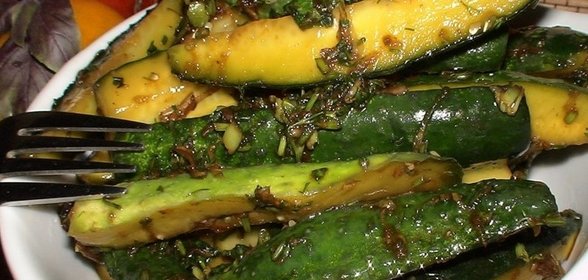 Огурчики в соусе