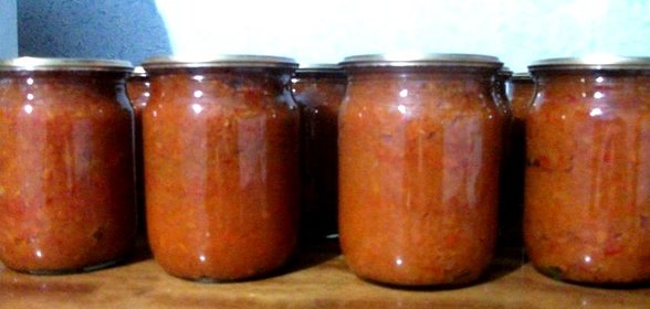 Икра кабачковая острая