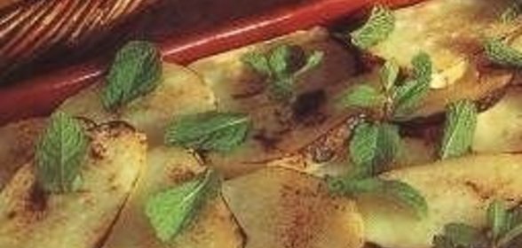 Кабачки, фаршированные шампиньонами и луком