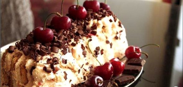 Творожный пирог с черешней