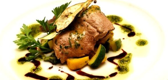 Масляная закуска-украшение с петрушкой