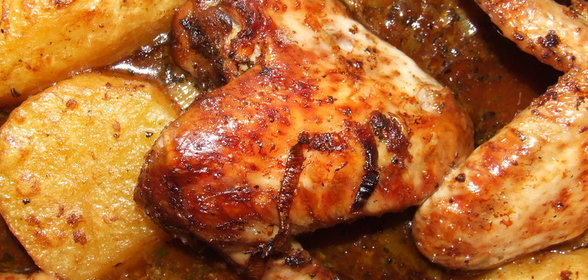куриные крылья в остром маринаде приготовленные с картошкой