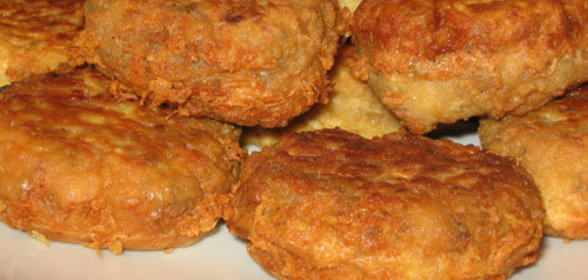 Котлетки из консервированной рыбы и сыра