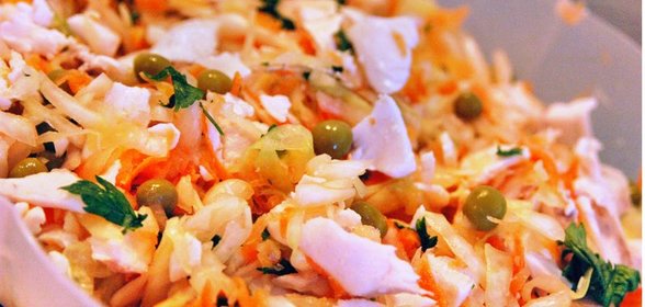 гусь рождественский с капустой и яблоками