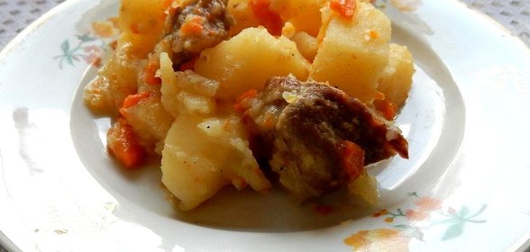 Картофель со свининой в духовке