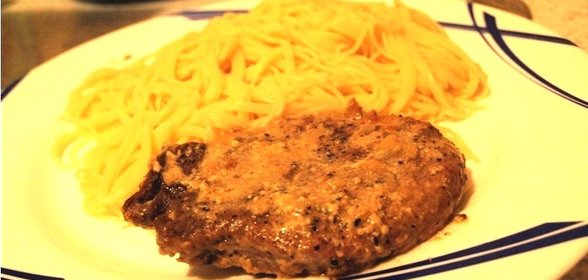 Мясо в чесночном соусе