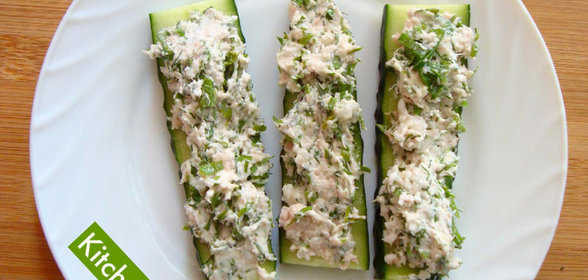 Тосты на огурце. Полезная еда)