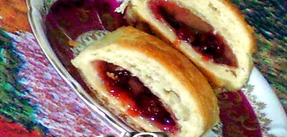 Слойка с джемом