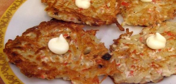 Салат из консервированного зеленого горошка с яблоками