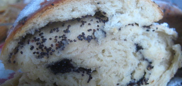 Рулетик с маком