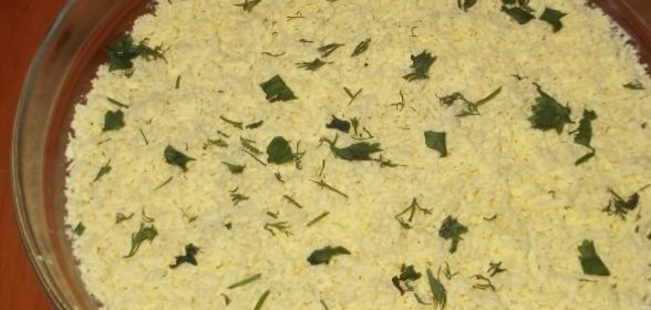 Горячие бутерброды с рыбой, яйцом и сыром