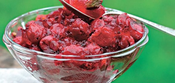 Вишневый джем с фисташками и коньяком