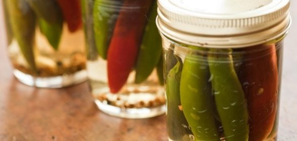 Горький перец маринованный на зиму