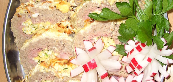 Ещё один ВариантРулет из Фарша под сырным Одеялом