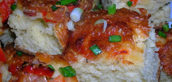 КУБИКИ закусочные с сыром, беконом и болгарским перцем