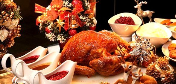 Фаршированная рождественская индейка с травами и пряностями