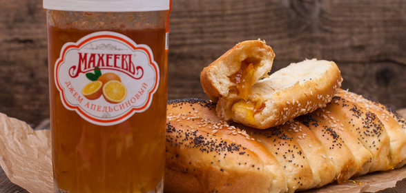 Сдобные булочки-сайки с апельсиновым джемом