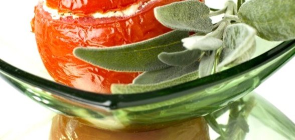 Яичница в помидоре