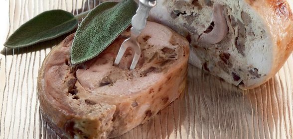 Галантин из цесарки с печенкой и грибами