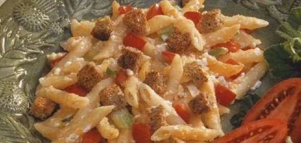 Макароны, запеченные с творогом и сухариками