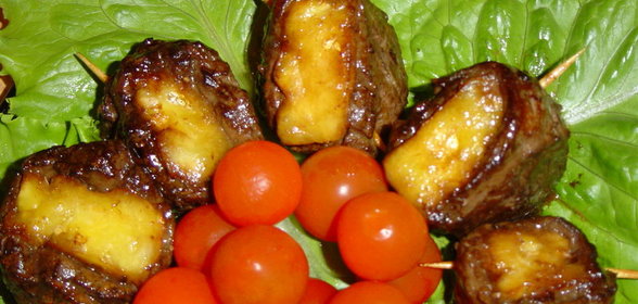 Говядина с ананасом