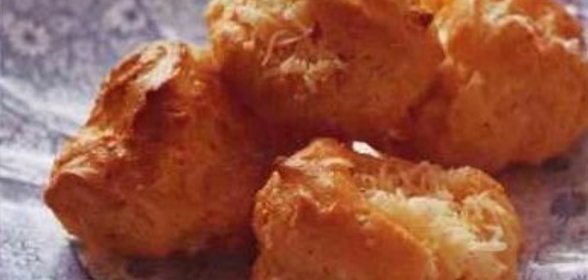 Бутерброды с различными мясными салатами