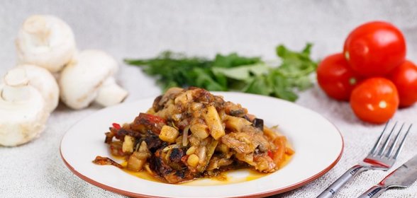 Овощное рагу с шампиньонами