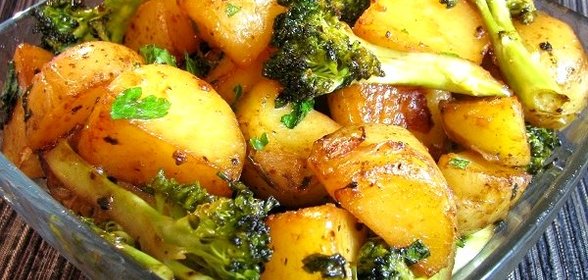 Брокколи с картошкой в духовке