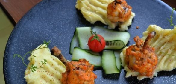 Запеченные куриные крылышки в маринаде
