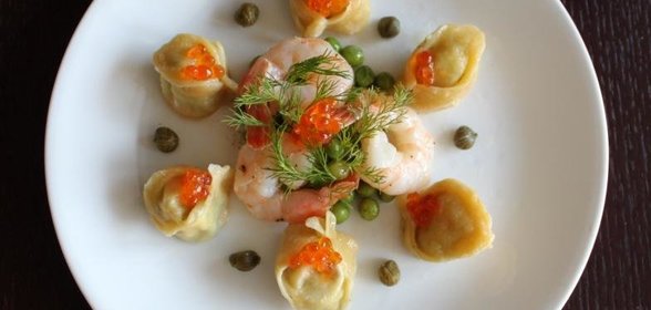 Равиоли с козьим сыром и копченым лососем (Дуэль)