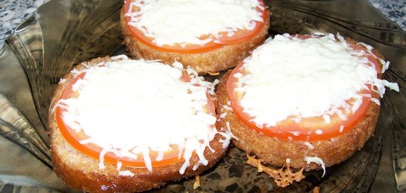 Паста из авокадо с креветками