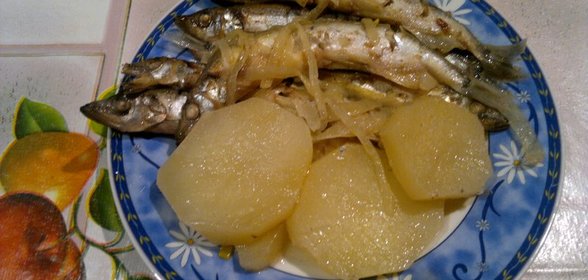 Мойва тушеная