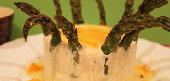 Мусс из спаржи и курицы с апельсиновым маслом