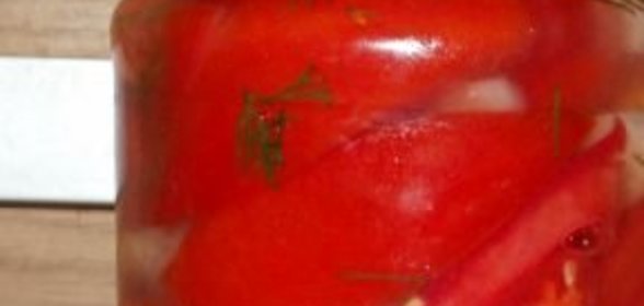 Закусочные бутерброды с рубленой килькой и яйцом