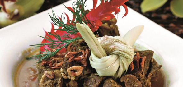 Каре камбиг, баранина в кокосовом молоке