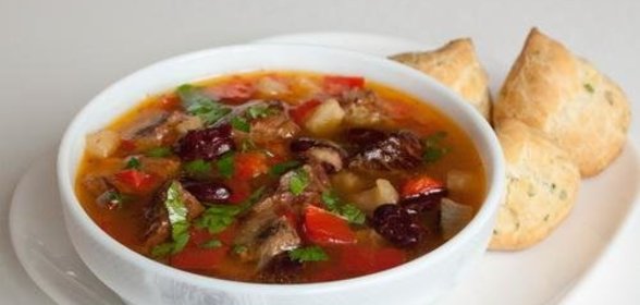 Острый суп с фасолью