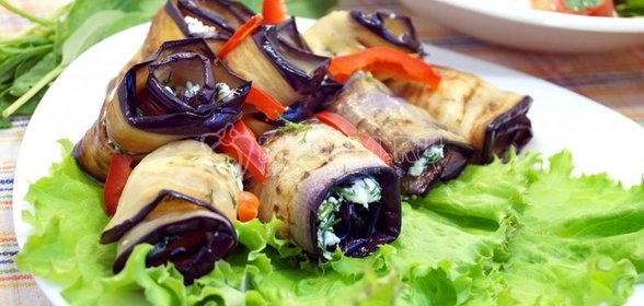 Рулетики из баклажанов с сыром «Бонжо»