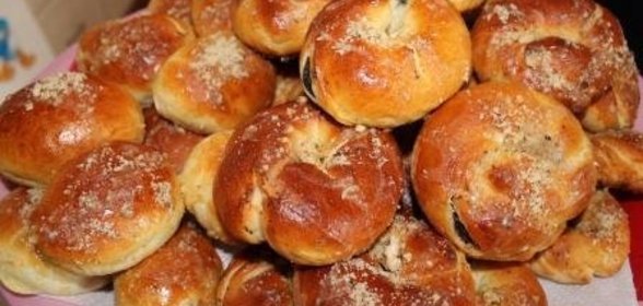 Булочки с маком (рецепт для хлебопечки)