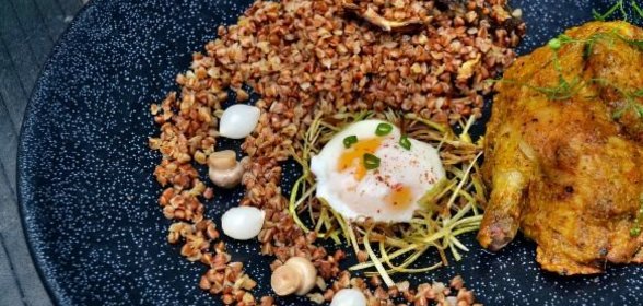 Блинчики с рисом, изюмом и курагой