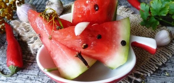 Маринованный арбуз