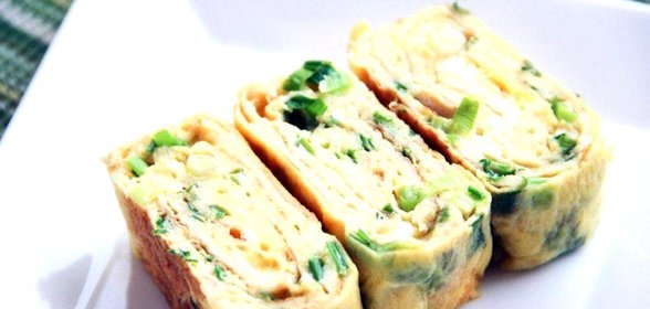 Тамагояки с зеленым луком