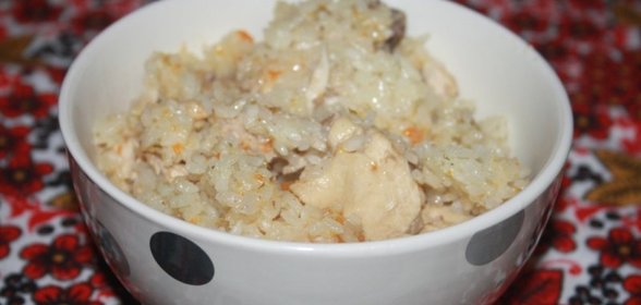 Рисовая каша с домашней курицей в мультиварке