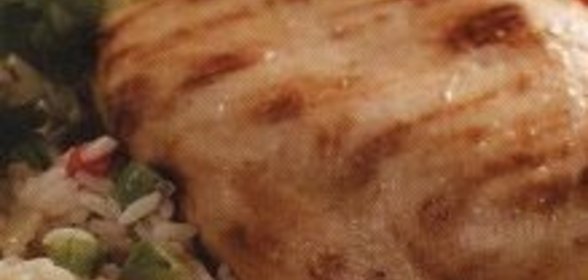 Биточки из рисовой каши с вишневым вареньем