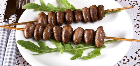 Шашлык из куриных сердечек в соевом маринаде