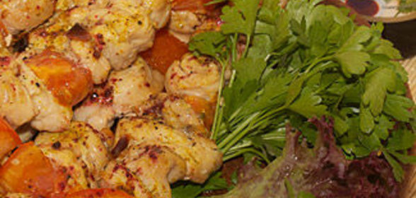 Шашлычки из индейки в соево-ореховом маринаде