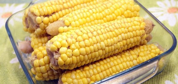 Вареная кукуруза с паприкой