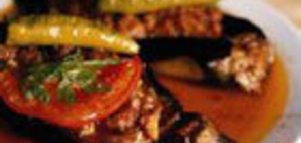 Баклажаны с начинкой из рубленого мяса