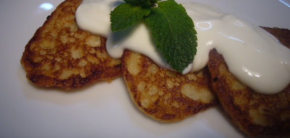 Грушево - яблочные оладьи из овсяной каши