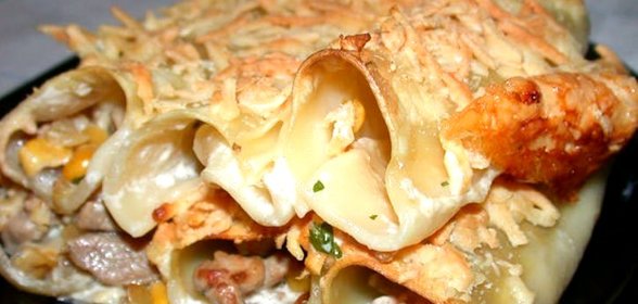 Каннеллони, фаршированные курицей и грибами